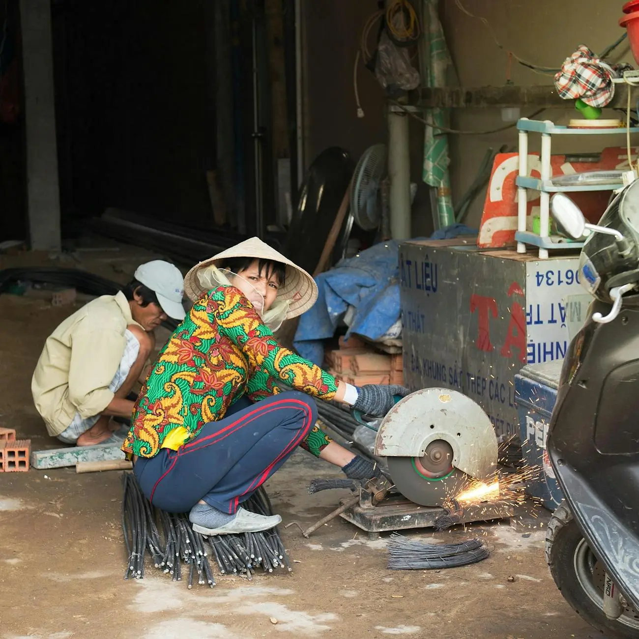 Metal sculptures thumbnail