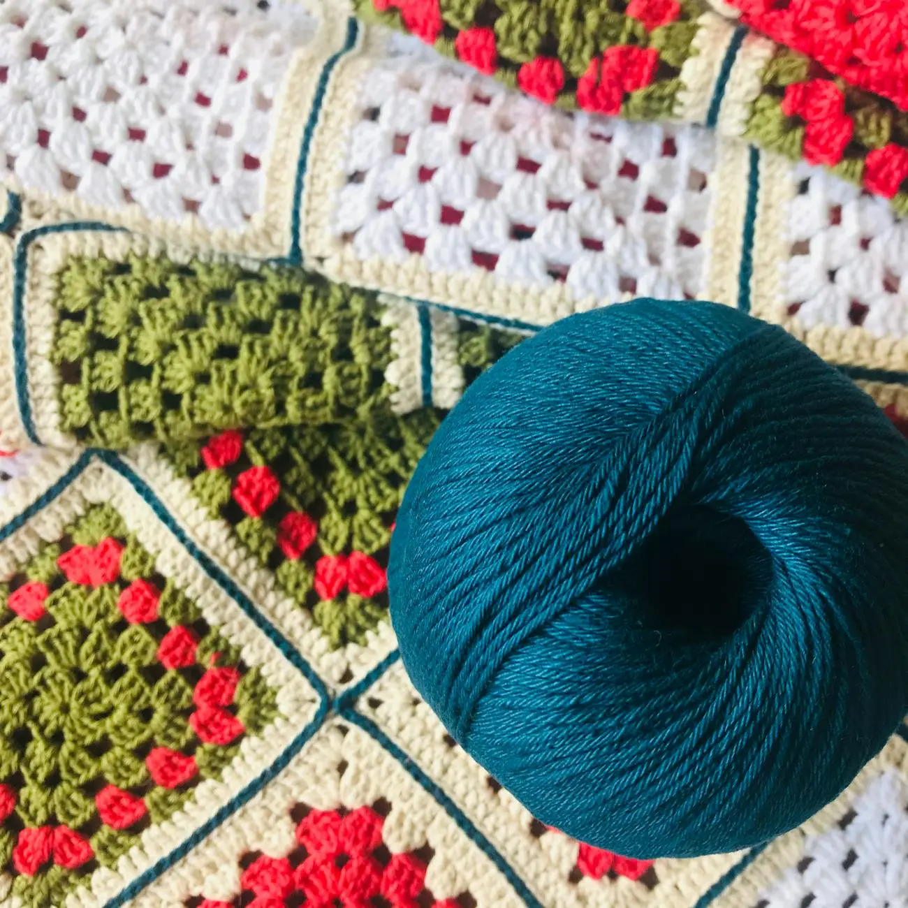 Synthetic yarn image